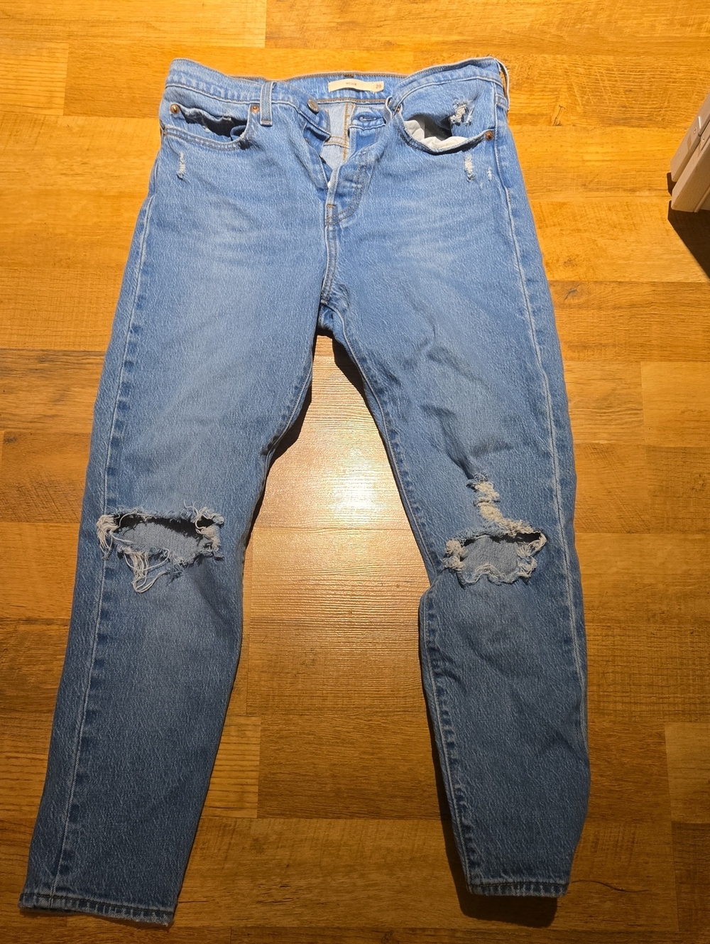 Levi premium button fly jeans Wedgie 29